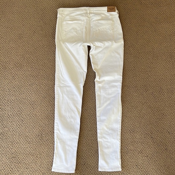 Abercrombie & Fitch Super Skinny White Jeans 6R (28W 31L) - Picture 3 of 3
